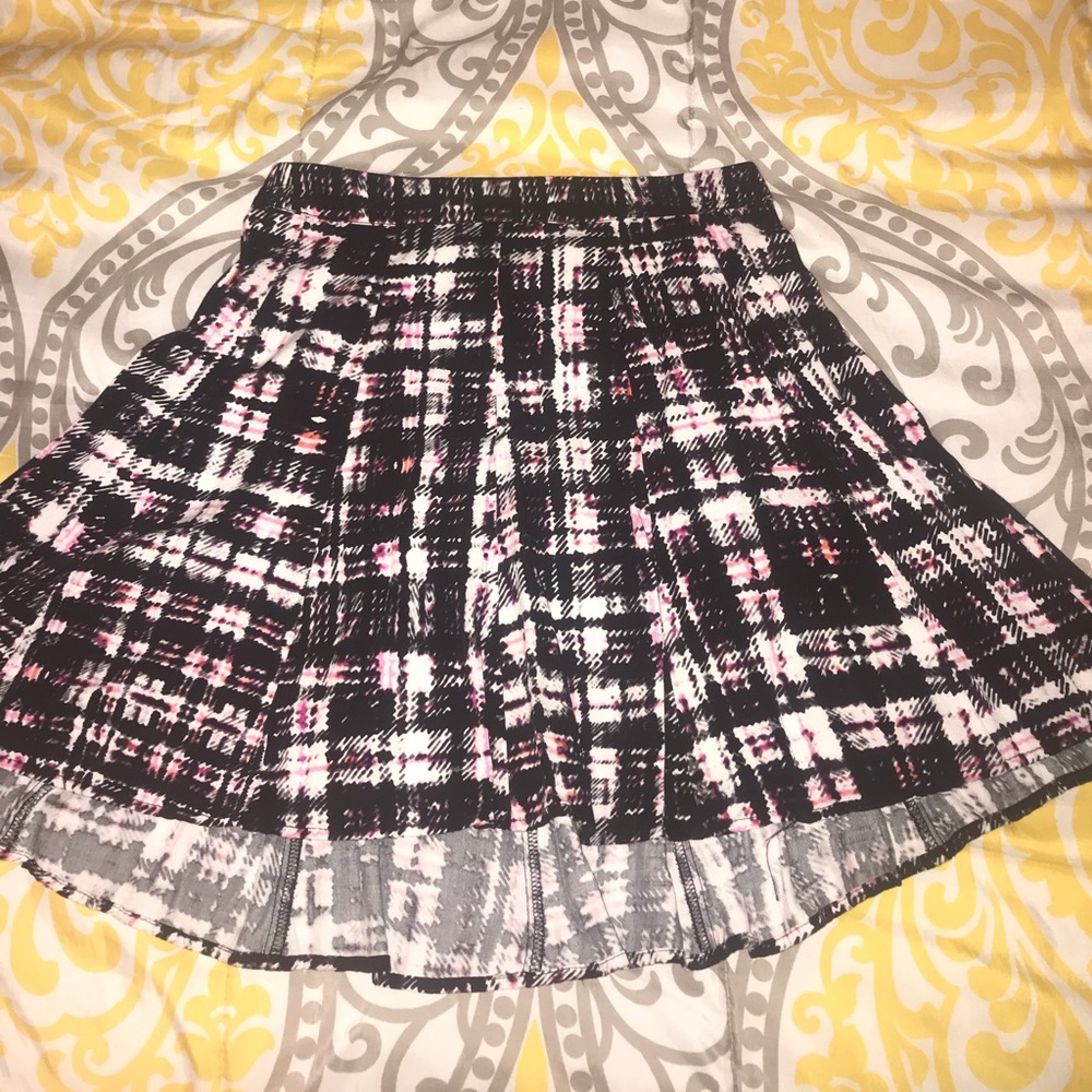 pink white and black nice skirt